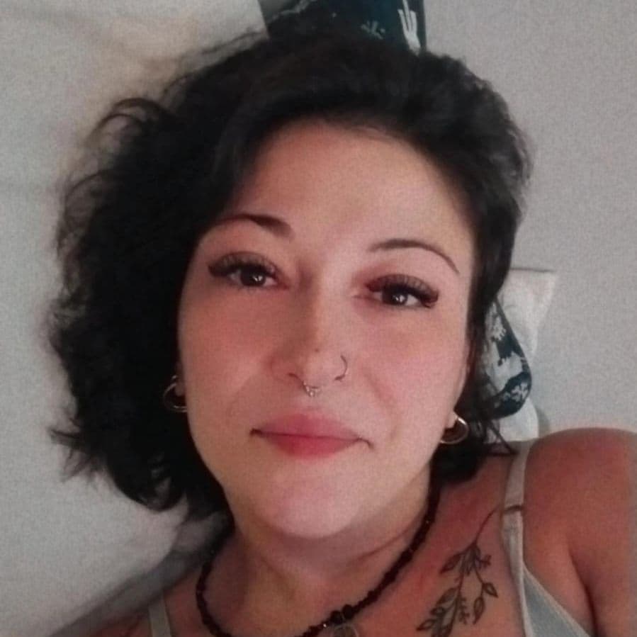 Stephanie Laura Monteiro Chalupe de Almeida